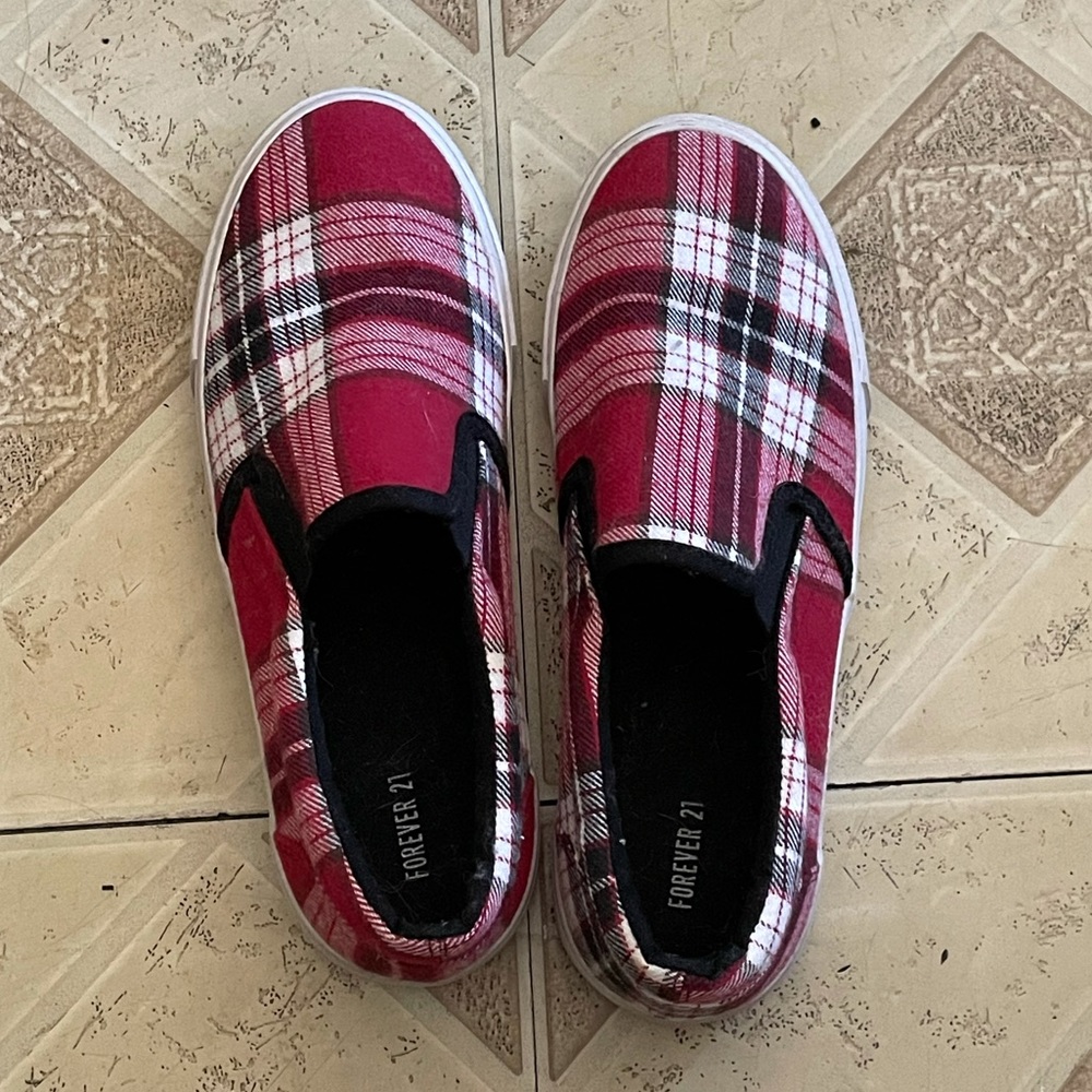 Forever 21 Slip On Shoes